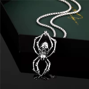 Gothic Spider Skull Pendant Necklace For Women Men Alloy Dark Punk Style Halloween Jewelry Retro Electroplated Box Chain