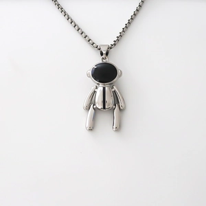 Collier avec pendentif astronaute argenté et chaîne box pour homme et femme