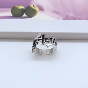 Vintage gothic cross pattern open ring in antique silver finish for men and women