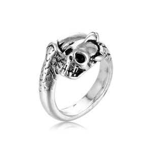 Gothic punk skull ring in antique silver finish with adjustable claw band design