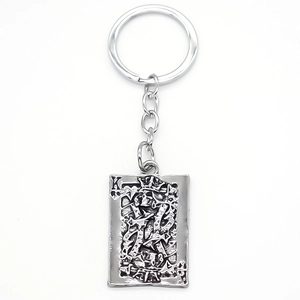 Vintage silver poker King of Spades metal keychain pendant for men bags and keys