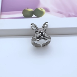 Vintage silver rabbit ring with punk style and adjustable open band design for men and women