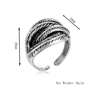 Retro punk style four-feather adjustable open ring with vintage silver finish