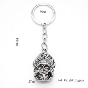 Skull keychain with army hat in vintage silver finish showing size dimensions and weight