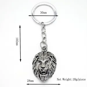 Retro silver lion head keychain with circular ring and detailed carving for men's bags