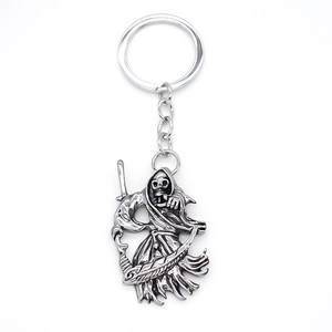 Gothic Grim Reaper scythe keychain in vintage silver alloy for bags and accessories