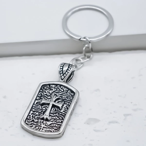 Porte-clés vintage en alliage avec pendentif carré et motif de croix gravé sur métal