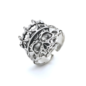 Gothic skull crown open ring in vintage silver finish with punk style aesthetic