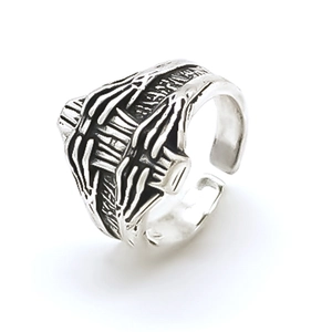 Gothic retro skeleton hands silver metal ring with adjustable open design on white background