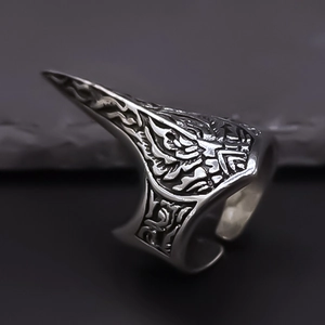 Gothic Punk Alloy Claw Open Ring For Men Women Vintage Antique Silver Flame Pattern Spike Adjustable Finger Ring Jewelry