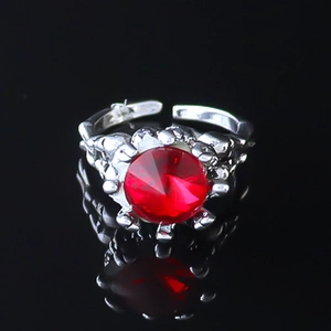 Vintage Gothic Skull Adjustable Ring Alloy Red Rhinestone Punk Bone Claw Inlaid Open Ring For Women Men Party Fashion Jewelry