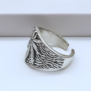 Vintage silver alloy open ring with palm leaf engraving and wave textures for men