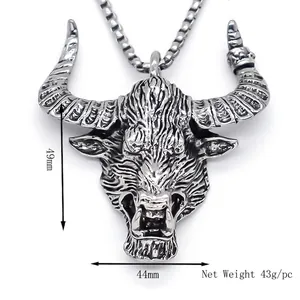 Collana punk da uomo con ciondolo a testa di bue in acciaio, 49mm x 44mm