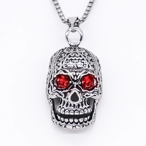 Collier crâne en acier inoxydable gothique avec yeux rouges et chaîne à billes carrées