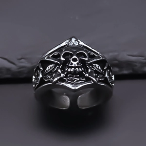 Anello teschio gotico punk in argento con incisione e design aperto regolabile