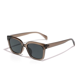 Retro Oversized Square TR90 Sunglasses For Men Women UV400 Protection TAC Lens Fashion Trendy Large Frame Eyewear
