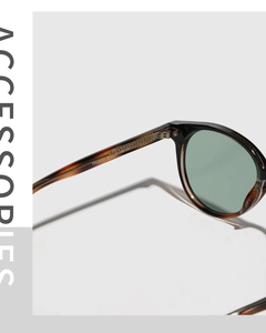 Détail des lunettes TR90 montrant la charnière et les spécifications de la branche