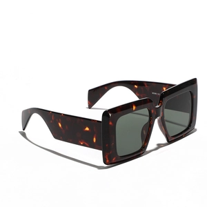 Lunettes de soleil rétro carrées surdimensionnées en texture écaille de tortue