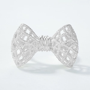 Exquisite S925 sterling silver bow ring with intricate lace filigree detailing