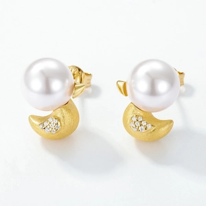 S925 silver duck pearl earrings with brushed gold finish and sparkling zircon stones