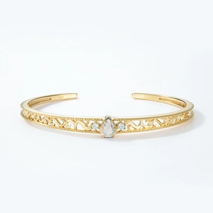 S925 sterling silver open bangle featuring labradorite and hollow vintage filigree pattern