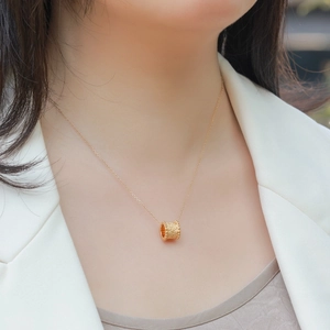 Elegant 18K gold S925 sterling silver cylinder pendant necklace with mesh texture