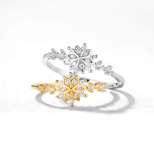 Exquisite S925 sterling silver snowflake rings with sparkling cubic zirconia inlay