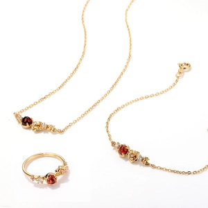 Elegante 925 zilveren vergulde rozensieraden set met rode granaat en witte diamanten