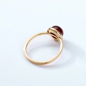 Anello minimalista in argento 925 placcato oro con gemma di granato rosso tondo