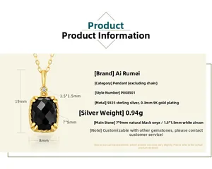 Dettaglio di un ciondolo in argento S925 placcato oro con agata nera e zircone