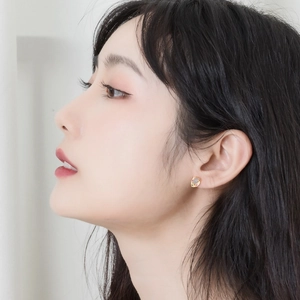 Vintage 925 sterling silver gold plated leaf earrings with natural labradorite on model