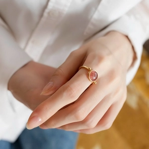 Anello in argento 925 placcato oro 9K con cristallo di fragola naturale da donna