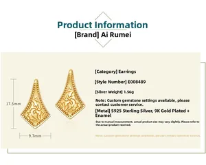 Detail view of vintage diamond-shaped drop earrings with leaf texture in 925 silver 9K gold