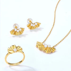 S925 silver gold-plated jewelry set with fan-shaped leaves and white pearls