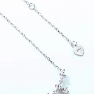 925 Silber Halskette mit Opal-Tropfenanhänger und Herzanhänger in Hochglanzoptik