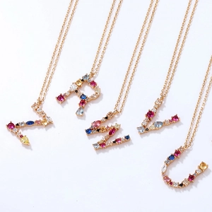 Collana con alfabeto in argento sterling S925 e ciondolo con lettera in zirconi