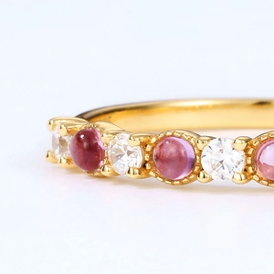 Bague raffinée en argent S925 doré avec améthyste lavande et zircons blancs