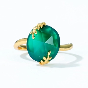 Elegant s925 silver gold-plated ring with green agate stone and leaf design