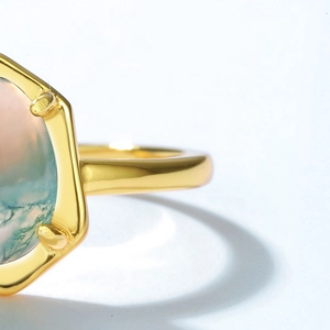 Minimalist 925 silver ring with hexagonal moss agate stone and polished golden finish