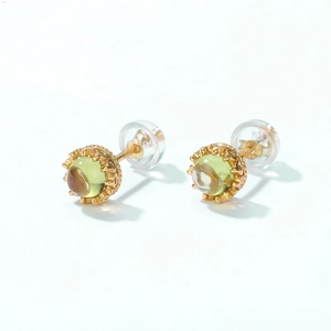 Elegant 925 silver peridot stud earrings with gold crown setting and silicone back