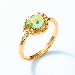 Japanese style S925 silver gold-plated ring with peridot gemstone and vintage bead edges