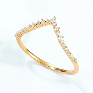 Anillo en V de plata S925 bañada en oro estilo vintage con cristales brillantes