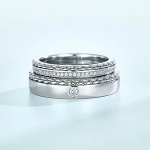 Bagues de couple élégantes en argent 925 avec diamants et détails de texture tressée