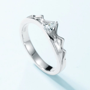 S925 Sterlingsilber Ring für Paare mit birnenförmigem Zirkon und Wellendesign-Band