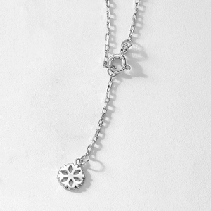Elegant S925 sterling silver hollow snowflake necklace with polished chain for women