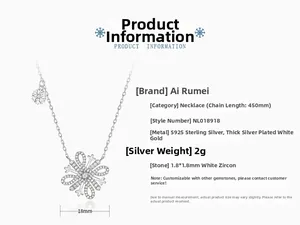 Détail macro du collier flocon de neige en argent S925 serti de oxydes de zirconium
