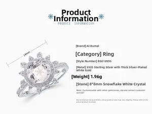 Détail d'une bague en argent 925 avec un cristal blanc flocon de neige de 8x8 mm