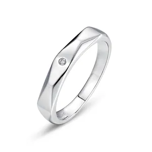 Anello in Argento Sterling 925 con Moissanite Design Geometrico Sfaccettato Placcato Oro Bianco Anello di Fidanzamento Uomo Donna
