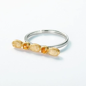 Minimalist gold-plated silver ring with natural yellow citrine and garnet gemstones