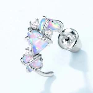 Ohrstecker aus S925 Sterlingsilber mit unregelmäßigem Opal in Rosa und Zirkonia Akzenten